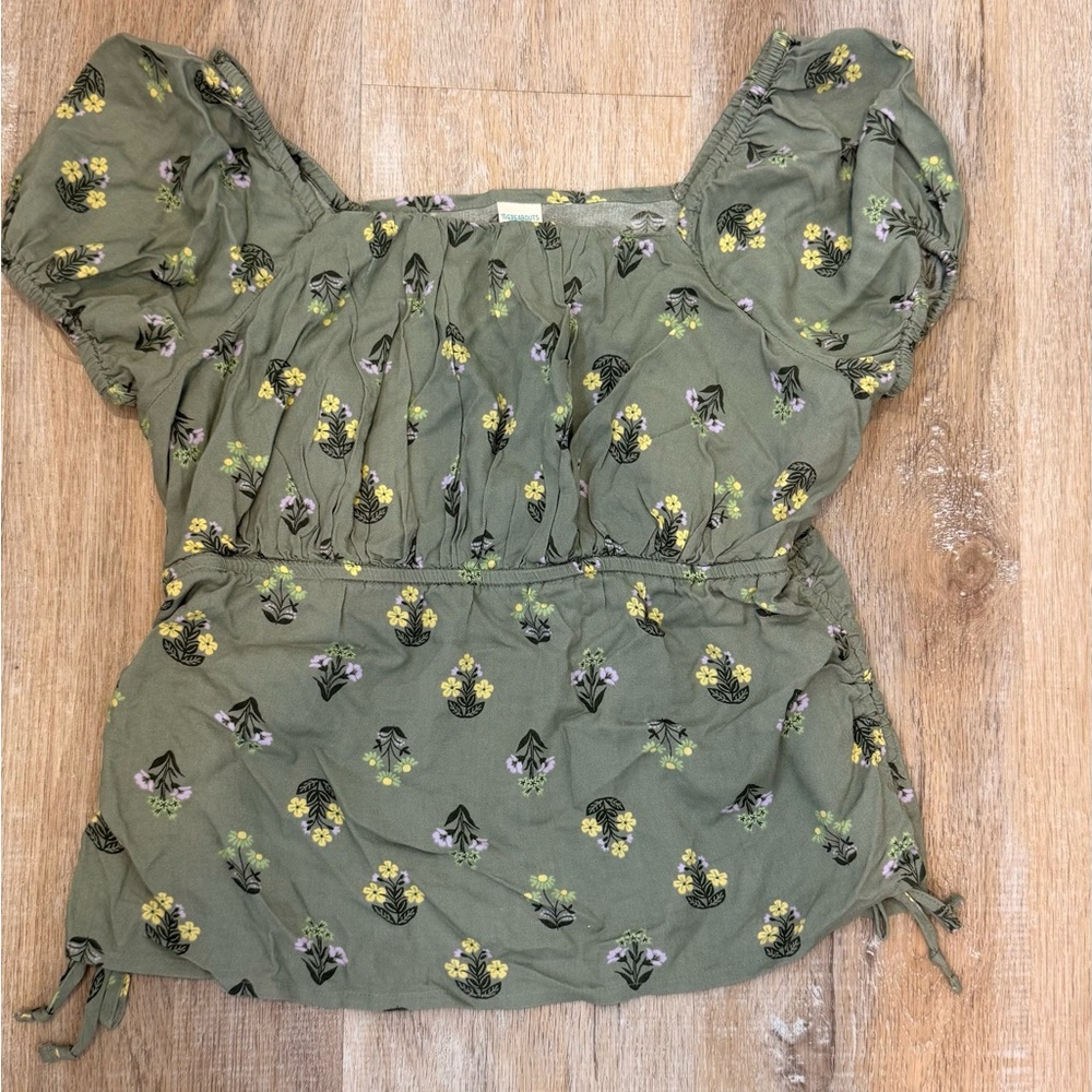 Floral Green Top